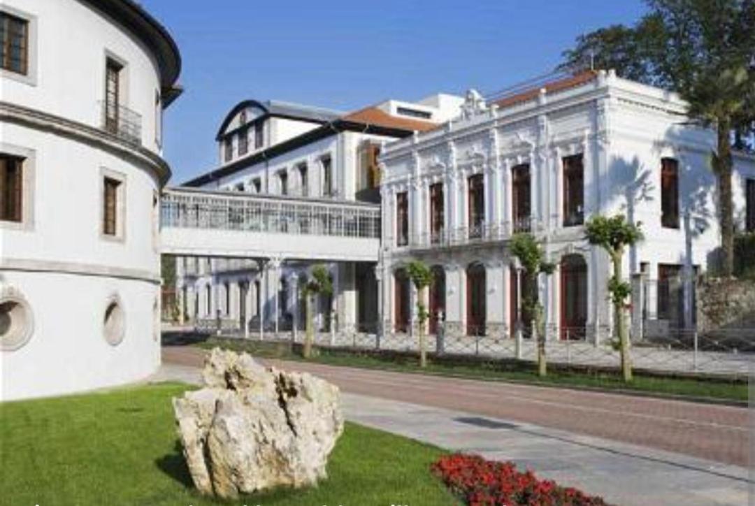 Вилла Casa Vacacional Las Vinas Овьедо Экстерьер фото